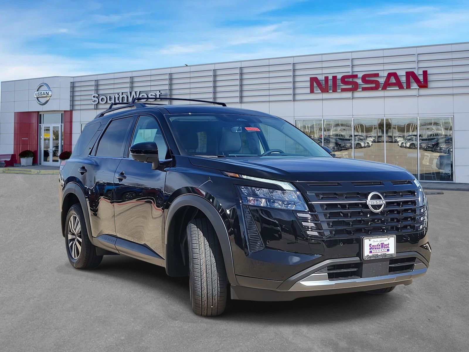 New 2026 Nissan Pathfinder SL AWD/4WD image 4