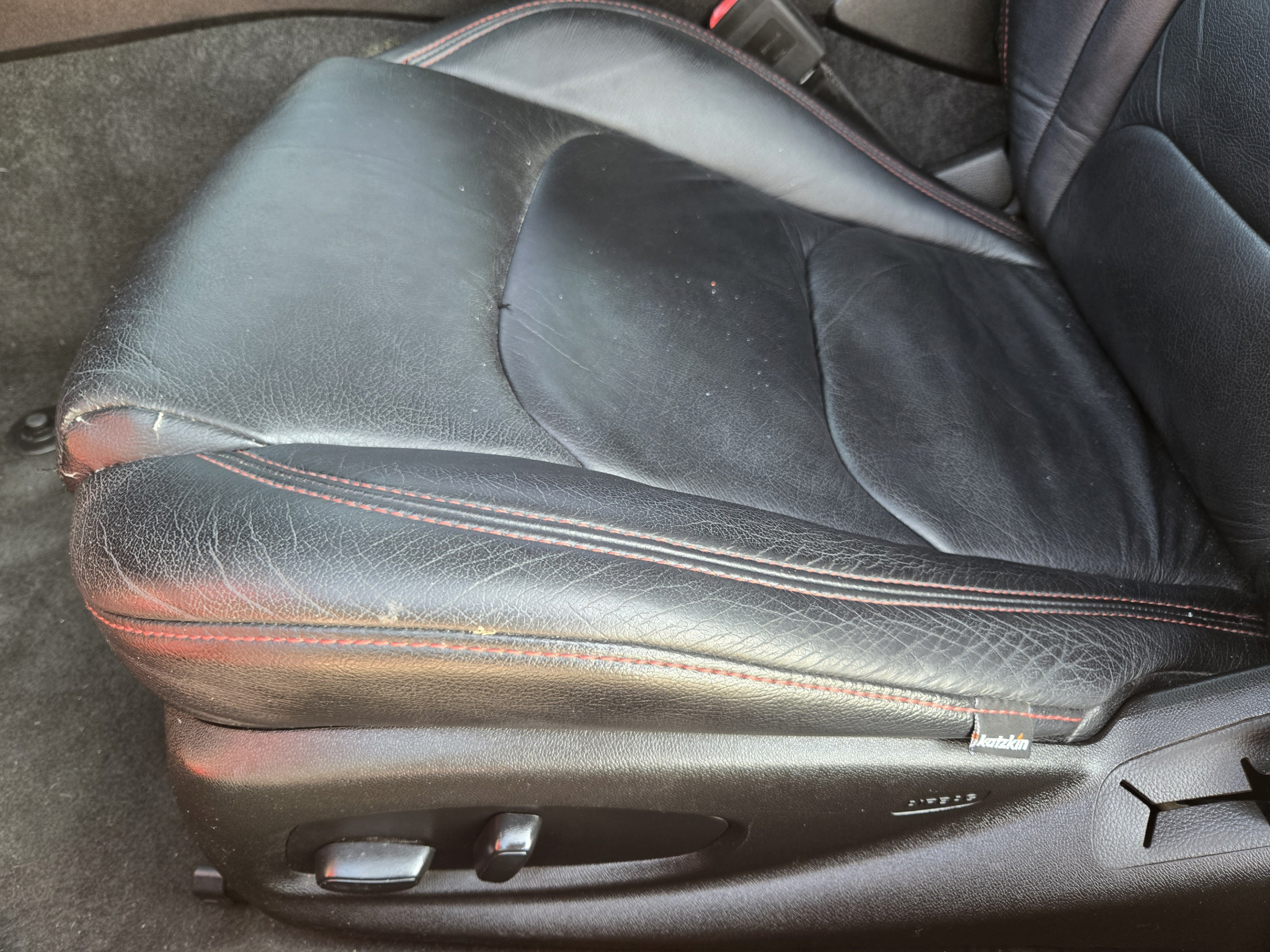 Used 2019 Chevrolet Camaro LT RWD image 22