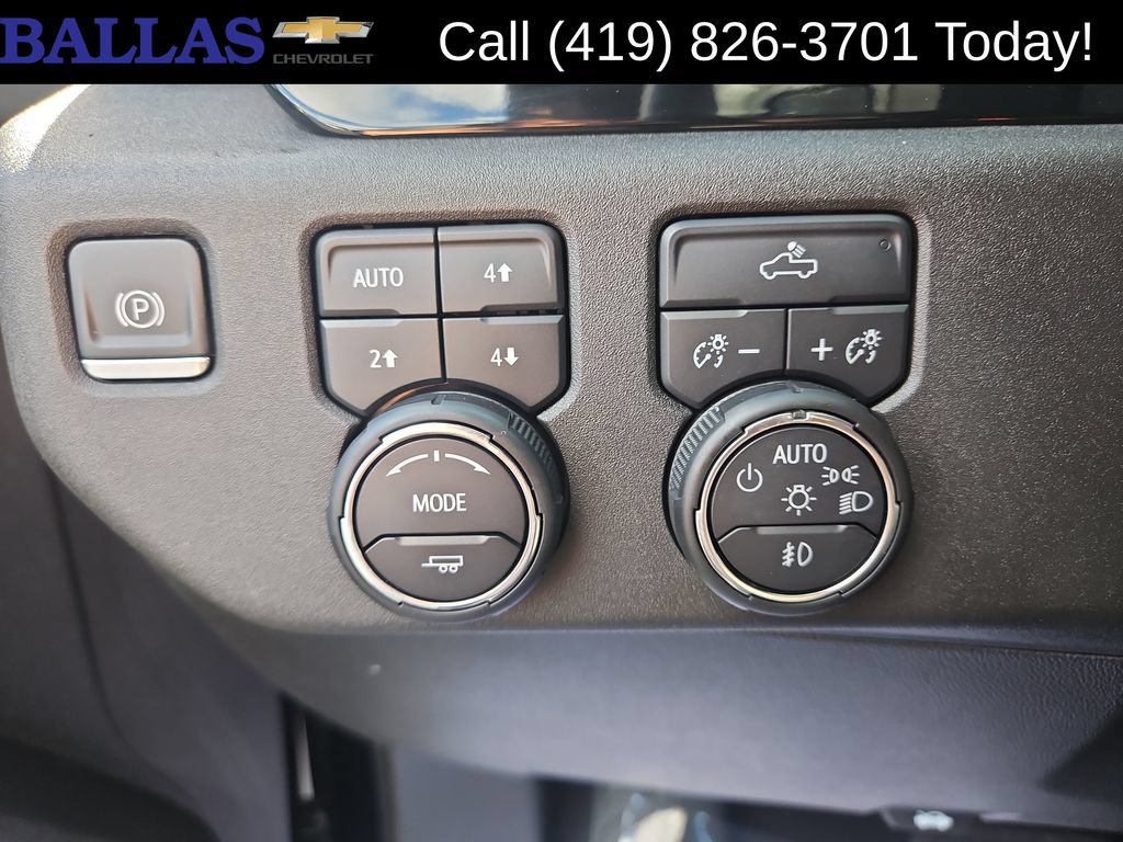 Certified 2023 Chevrolet Silverado 1500 RST w/ Z71 Off-Road Package AWD/4WD image 18