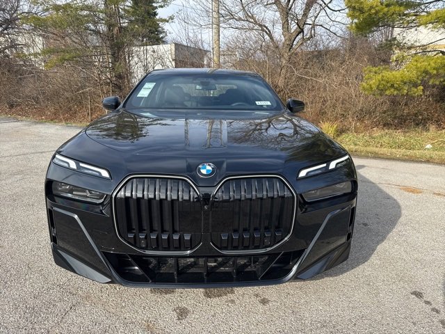 New 2026 BMW 740i xDrive image 7