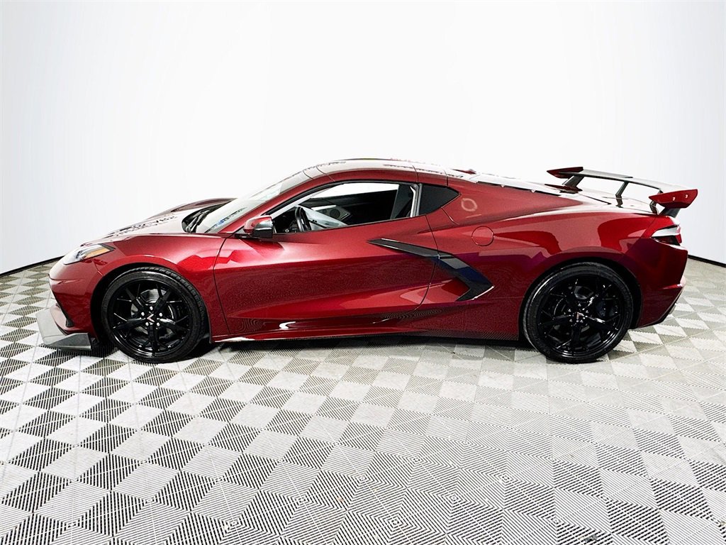 Used 2020 Chevrolet Corvette Stingray Premium Cpe w/ 3LT Preferred Equipment Group image 4