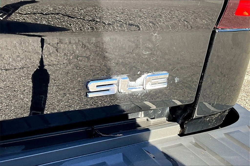 Certified 2018 GMC Sierra 1500 SLE w/ SLE Value Package image 21