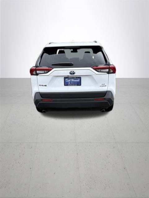 Used 2024 Toyota RAV4 LE image 7