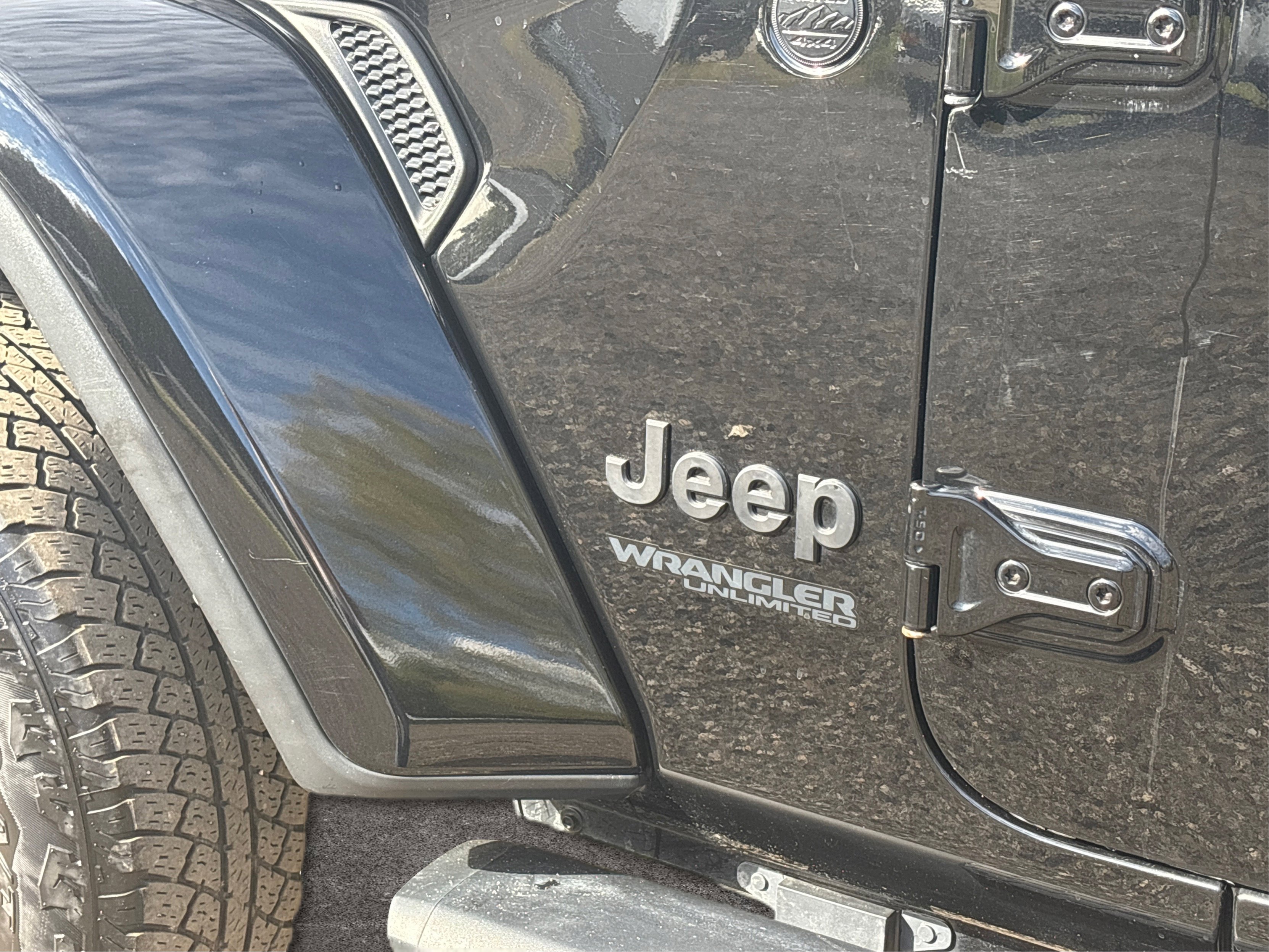 Used 2021 Jeep Wrangler Unlimited Sahara image 28