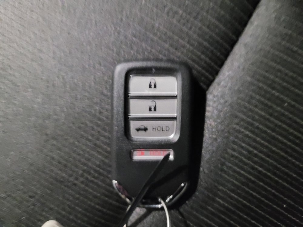 Used 2018 Honda Accord Sport image 32