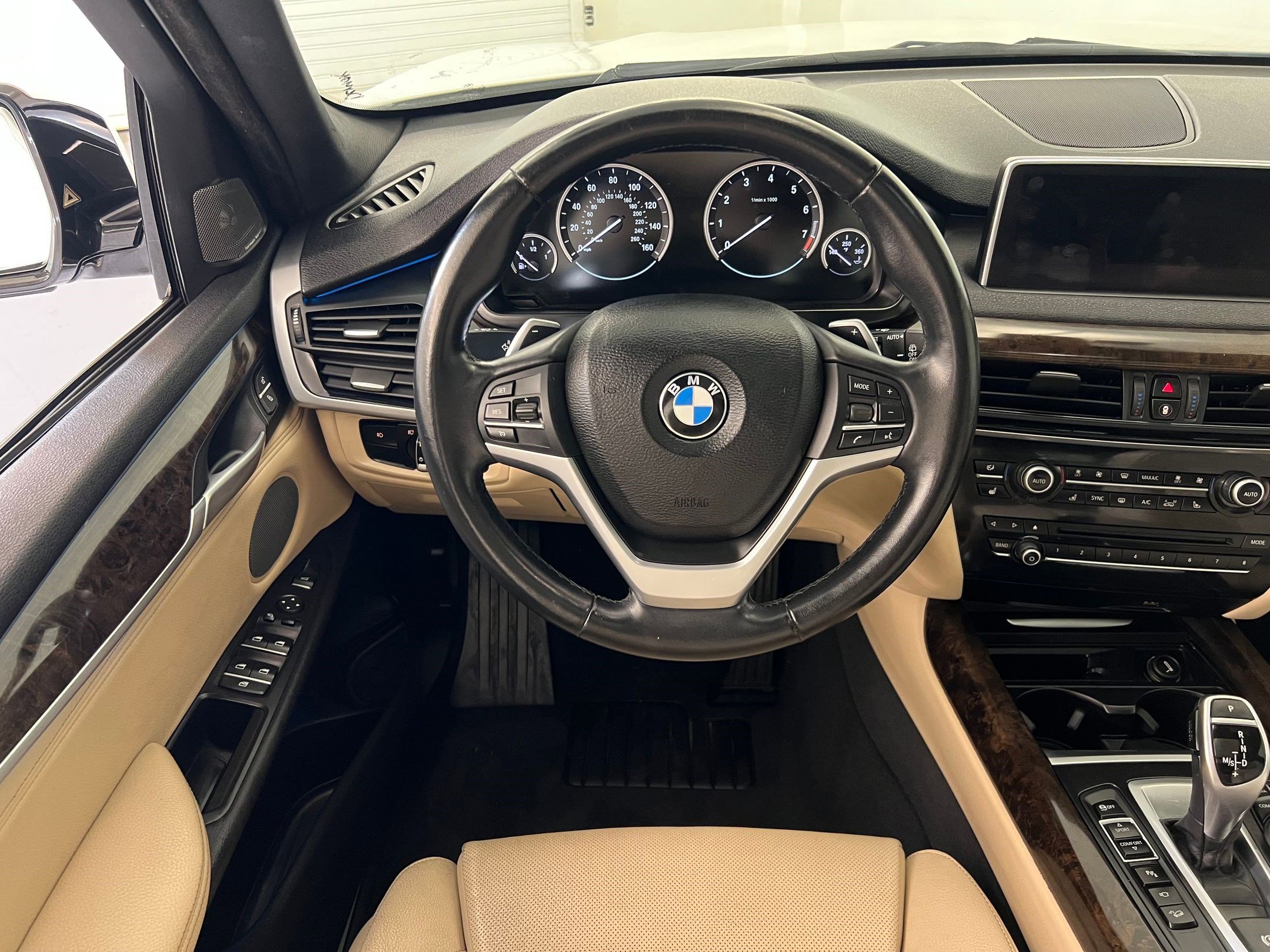 Used 2018 BMW X5 xDrive35i w/ Driving Assistance Package AWD/4WD image 26