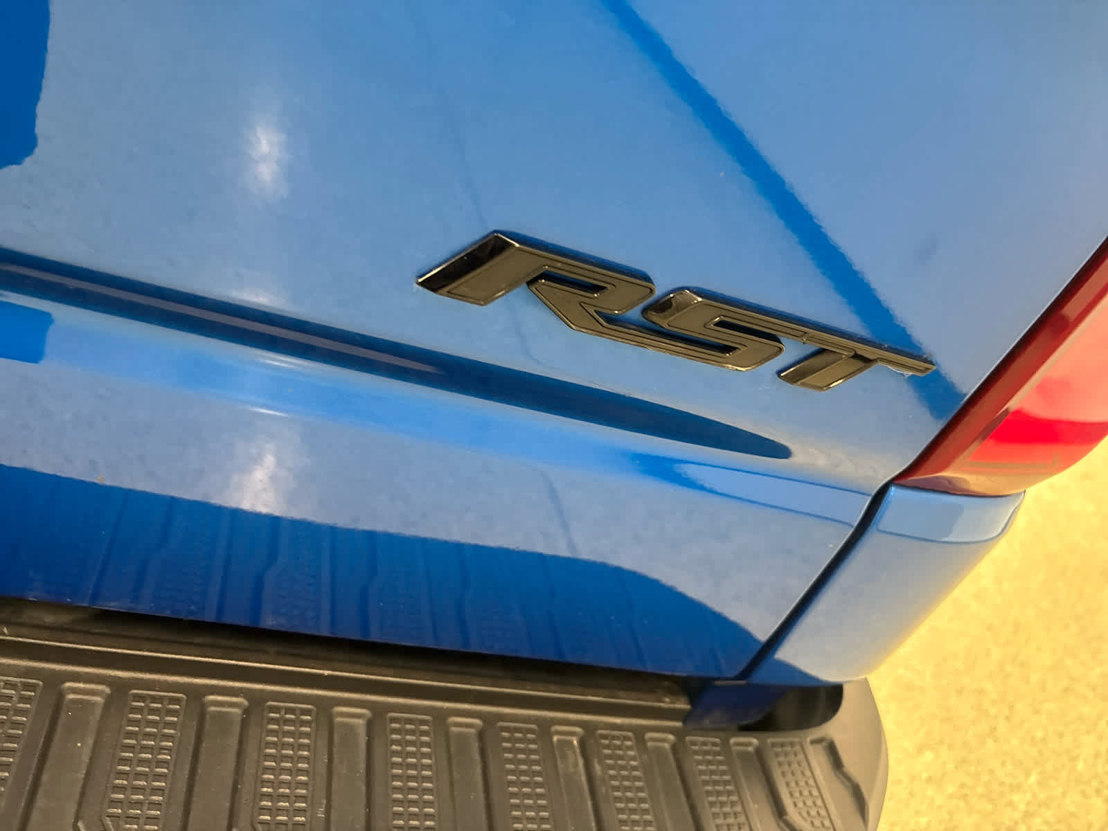 Used 2023 Chevrolet Silverado 1500 RST image 13