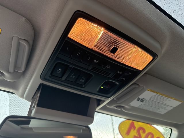 Used 2021 Toyota 4Runner SR5 Premium w/ Moonroof Package image 31