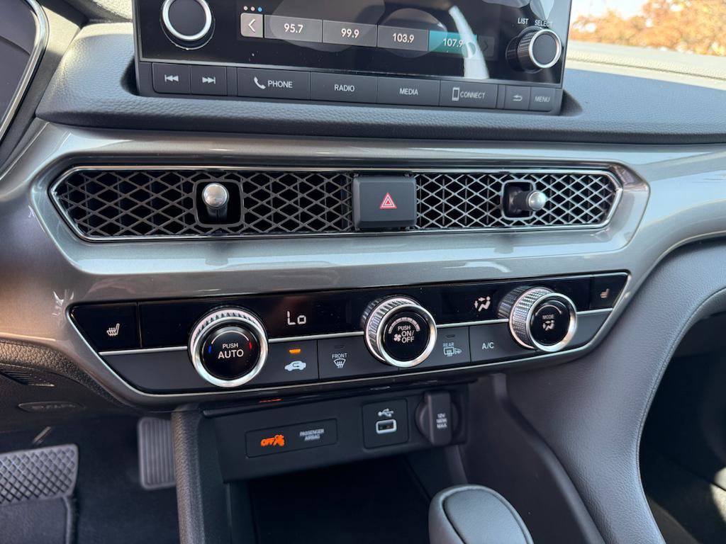 New 2025 Acura Integra image 9