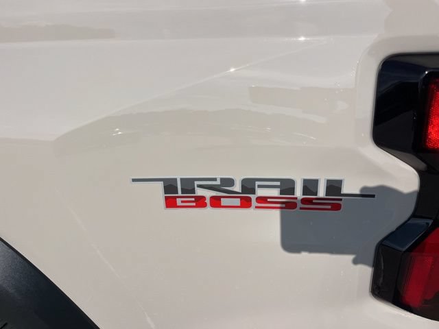 New 2026 Chevrolet Colorado Trail Boss AWD/4WD image 4