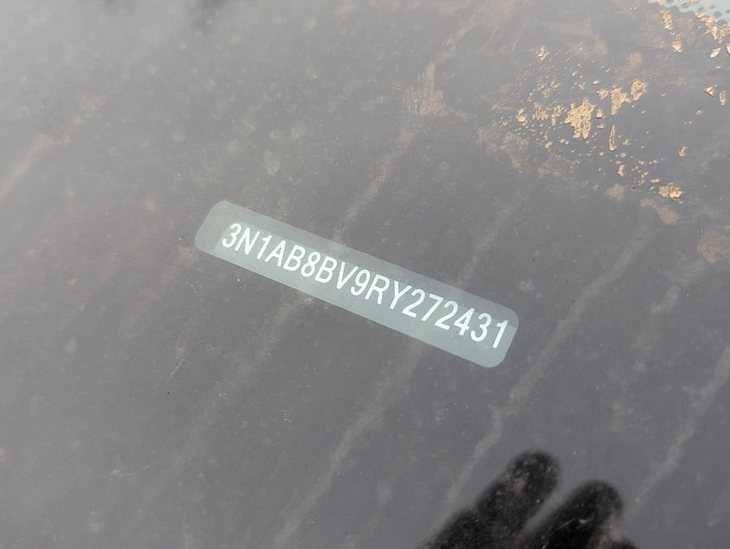 Used 2024 Nissan Sentra S image 10