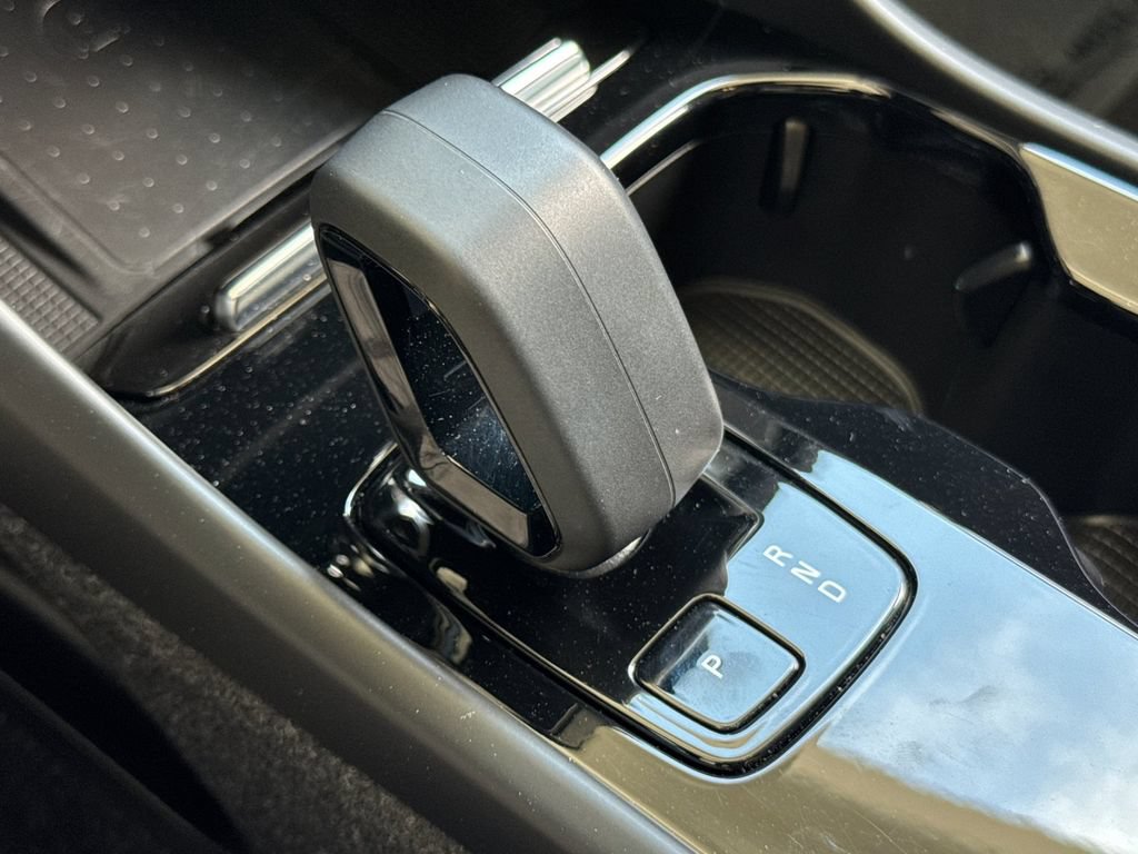 Certified 2023 Volvo C40 P8 Recharge Plus AWD/4WD image 21