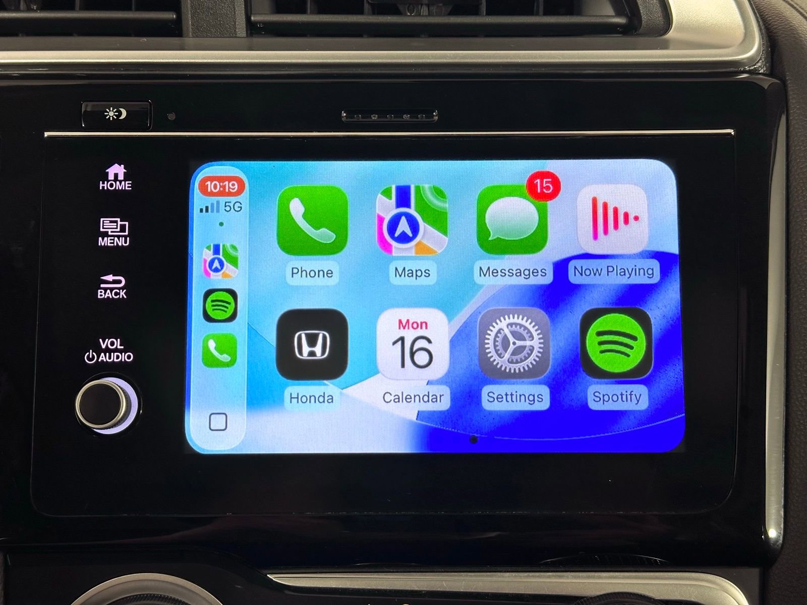 Used 2018 Honda Fit EX-L image 3