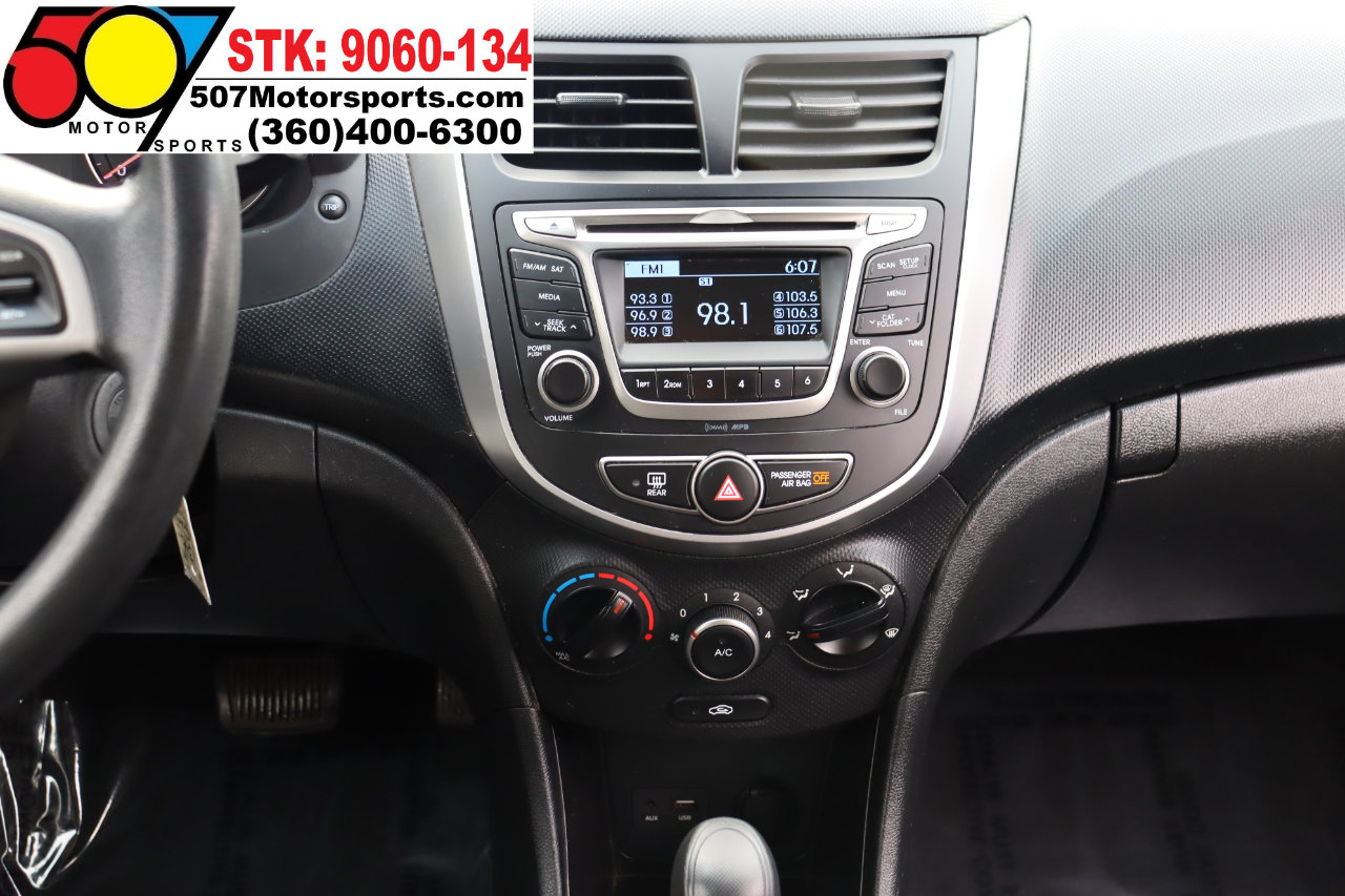 Used 2017 Hyundai Accent SE image 17