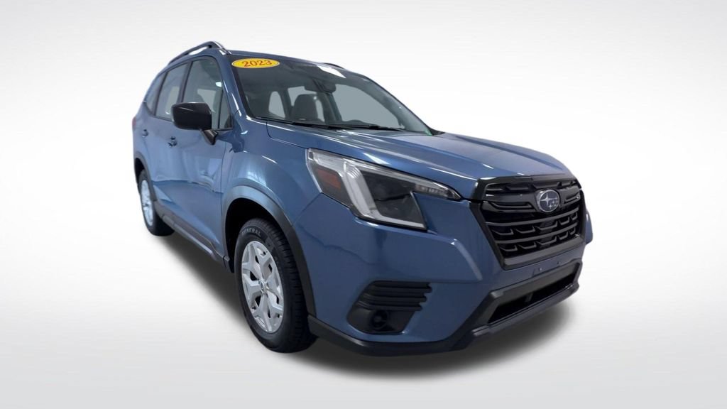 Used 2023 Subaru Forester AWD/4WD image 2