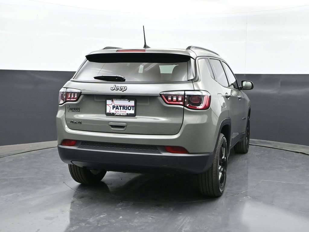 New 2026 Jeep Compass Latitude AWD/4WD image 28