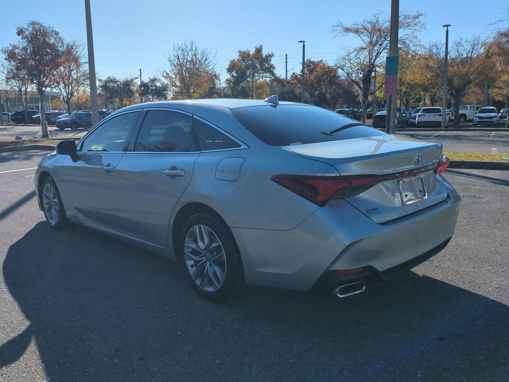 Certified 2022 Toyota Avalon XLE image 7