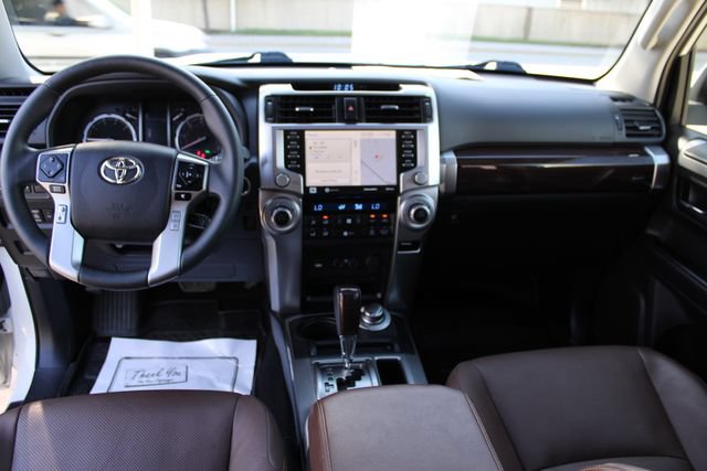 Used 2022 Toyota 4Runner Limited AWD/4WD image 28