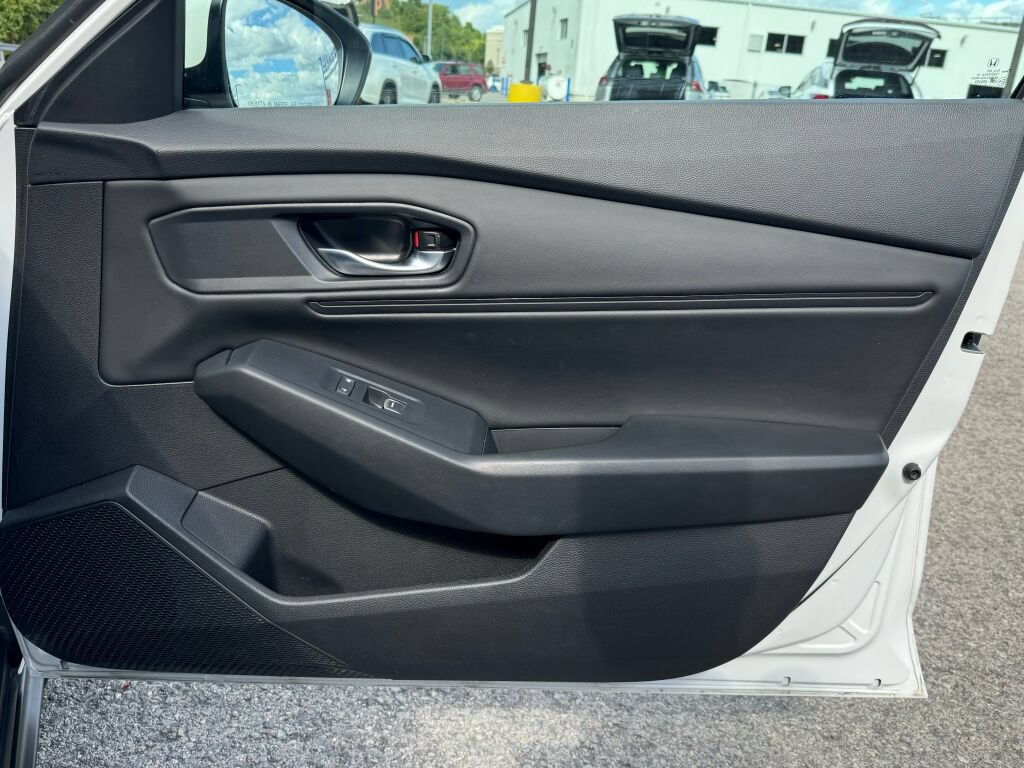 Used 2023 Honda Accord EX image 21