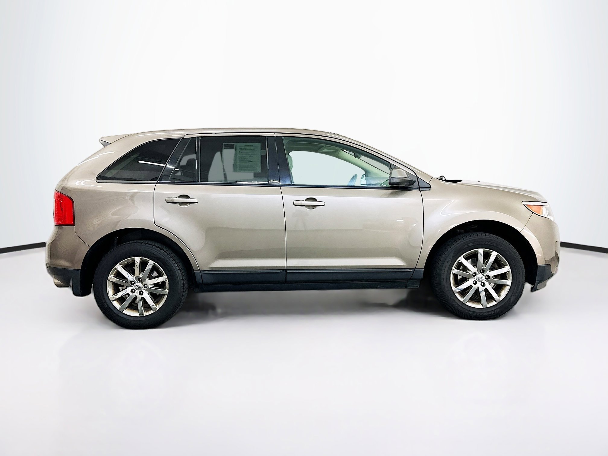 Used 2014 Ford Edge SEL w/ Equipment Group 205A image 10