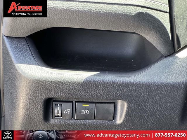 Certified 2024 Toyota RAV4 LE AWD/4WD image 24