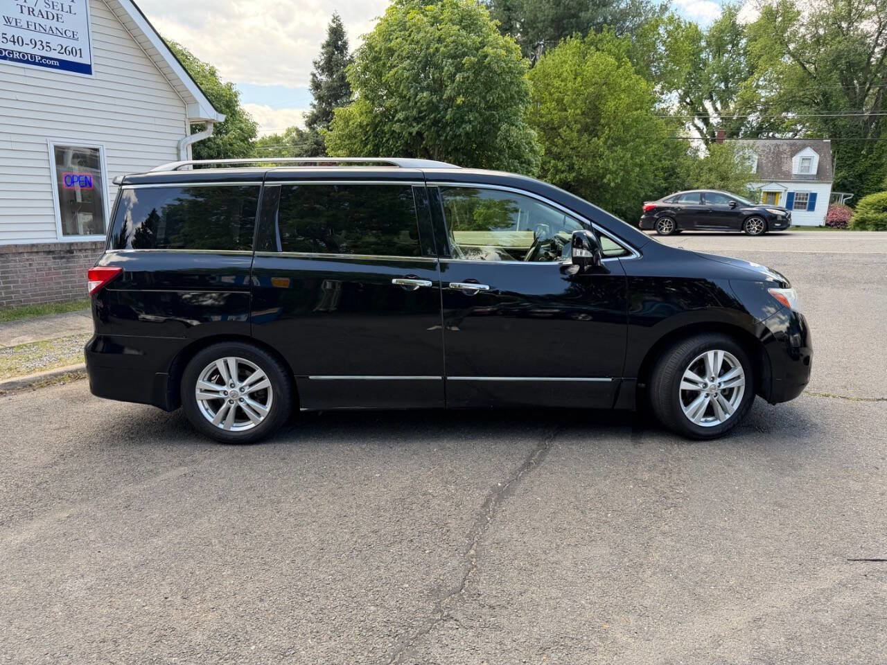 Used 2014 Nissan Quest LE FWD image 8