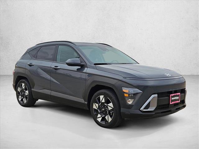 Used 2024 Hyundai Kona SEL video 3