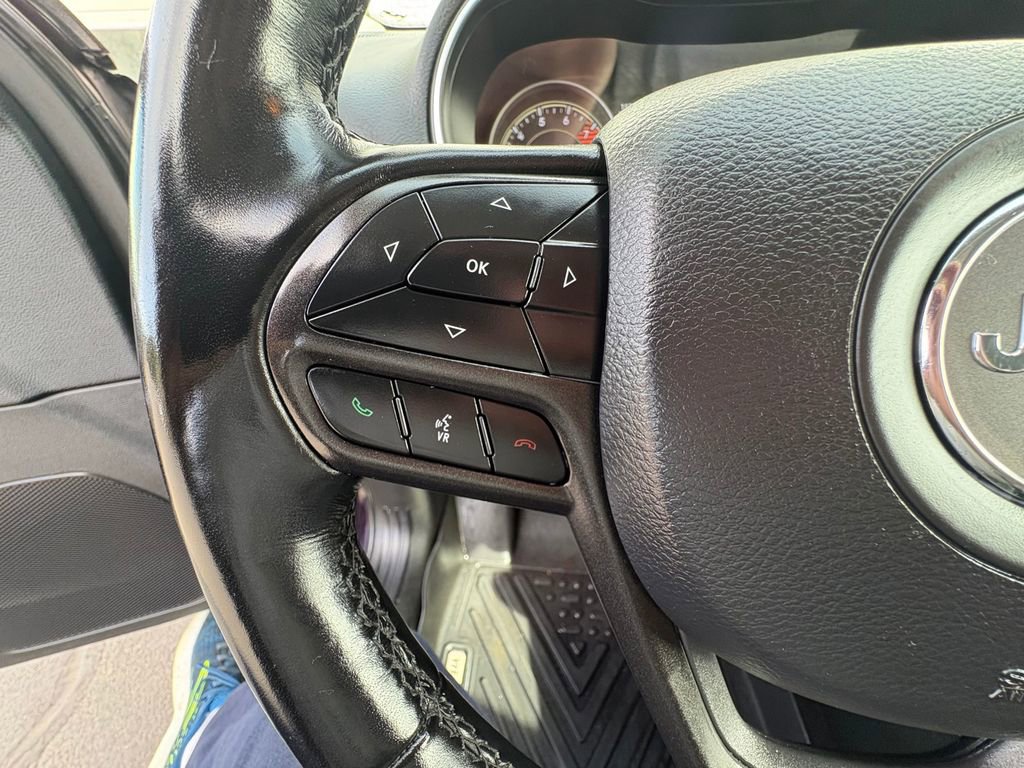 Used 2021 Jeep Cherokee Trailhawk w/ Trailer Tow Group image 18