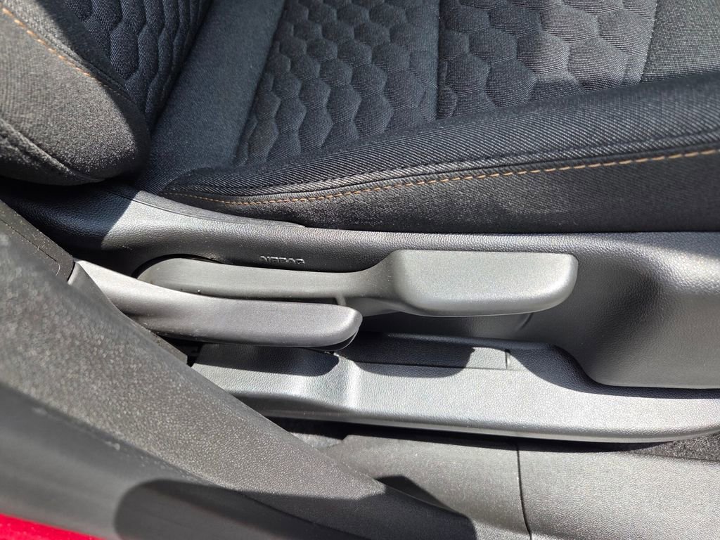 Certified 2020 Chevrolet Equinox LT FWD image 16