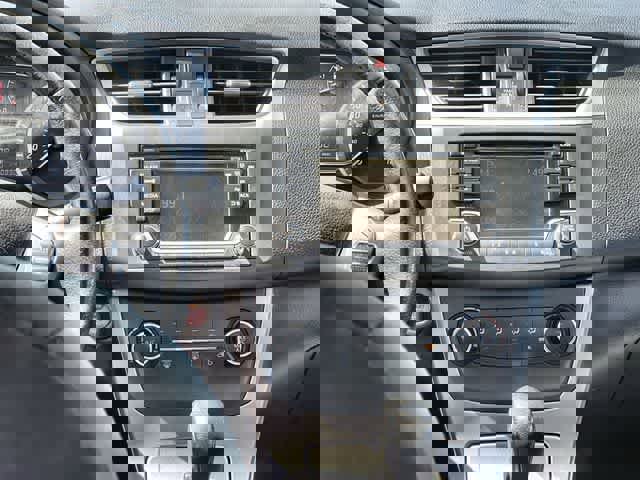 Used 2015 Nissan Sentra SV image 18