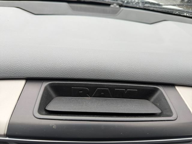 Used 2018 RAM 1500 Outdoorsman image 21