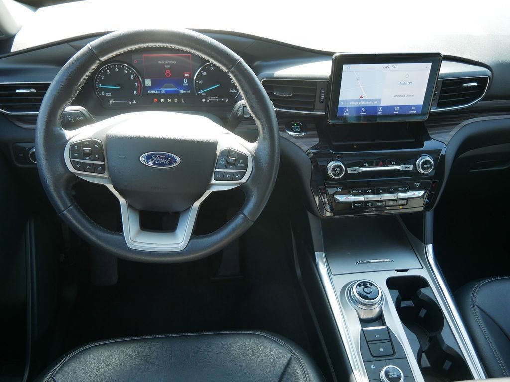 Certified 2021 Ford Explorer Limited w/ Equipment Group 301A image 15