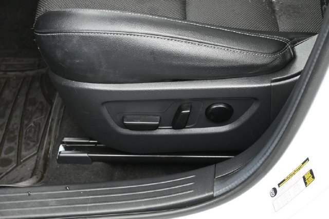 Certified 2024 MAZDA CX-50 AWD 2.5 S w/ Cargo Package image 18