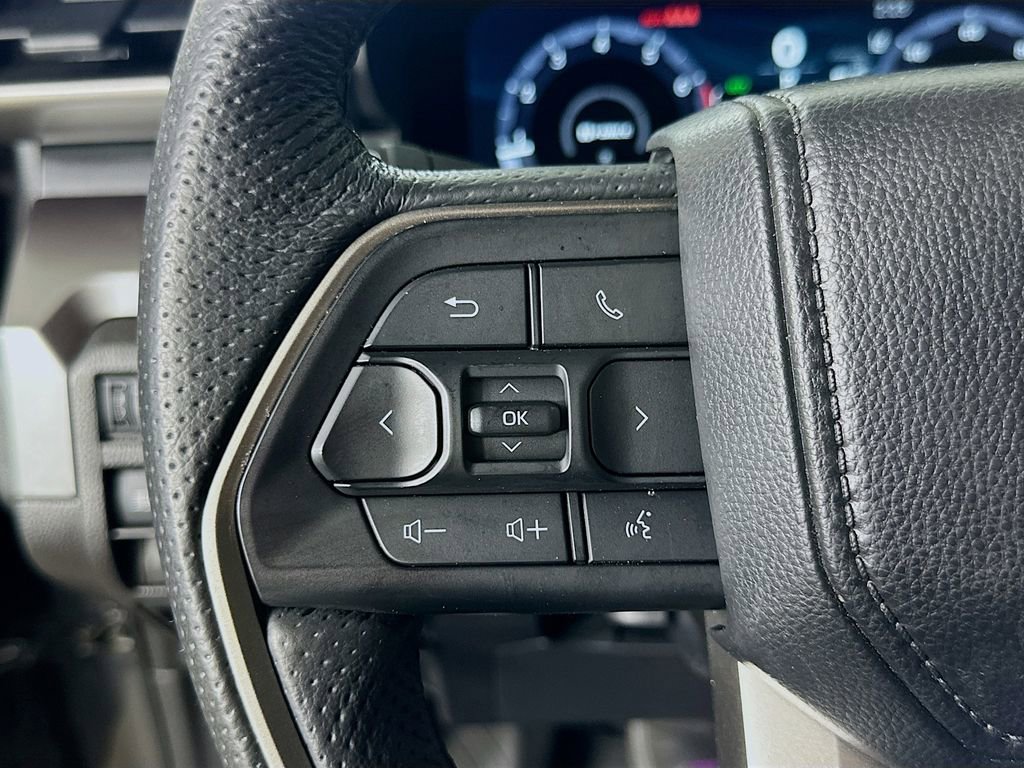 Used 2025 Toyota Tacoma TRD Sport image 20