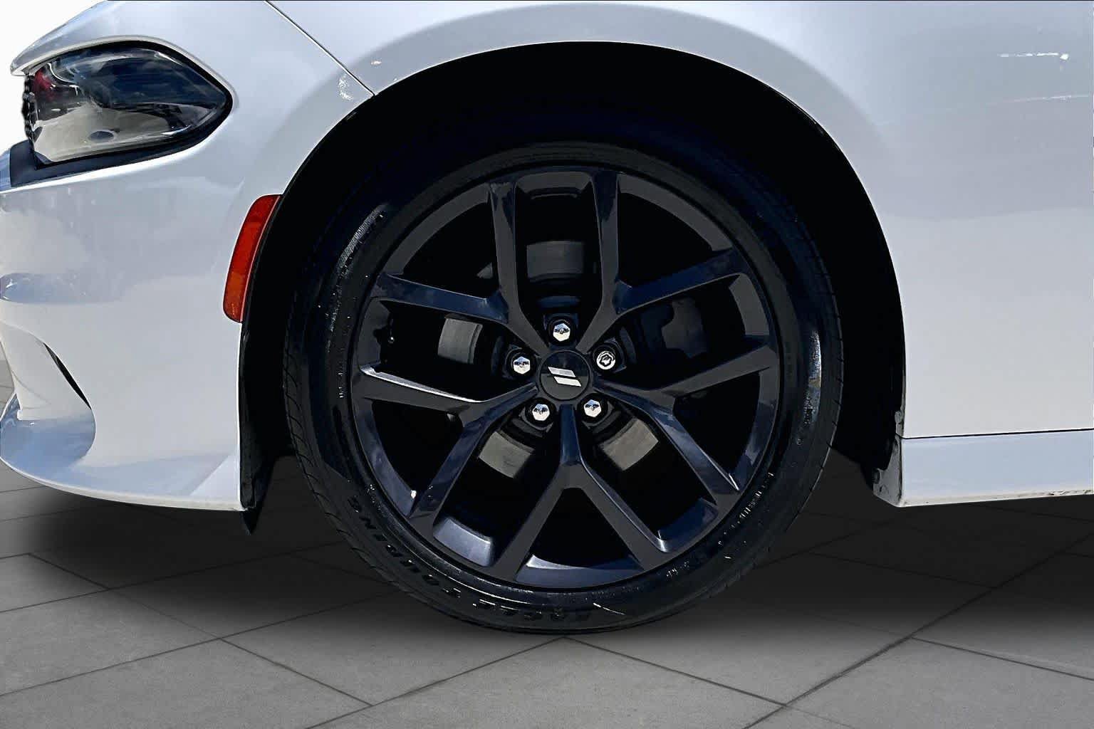 Used 2020 Dodge Charger GT w/ Blacktop Package RWD image 11