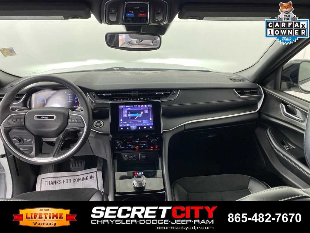 Used 2023 Jeep Grand Cherokee L Laredo AWD/4WD image 27