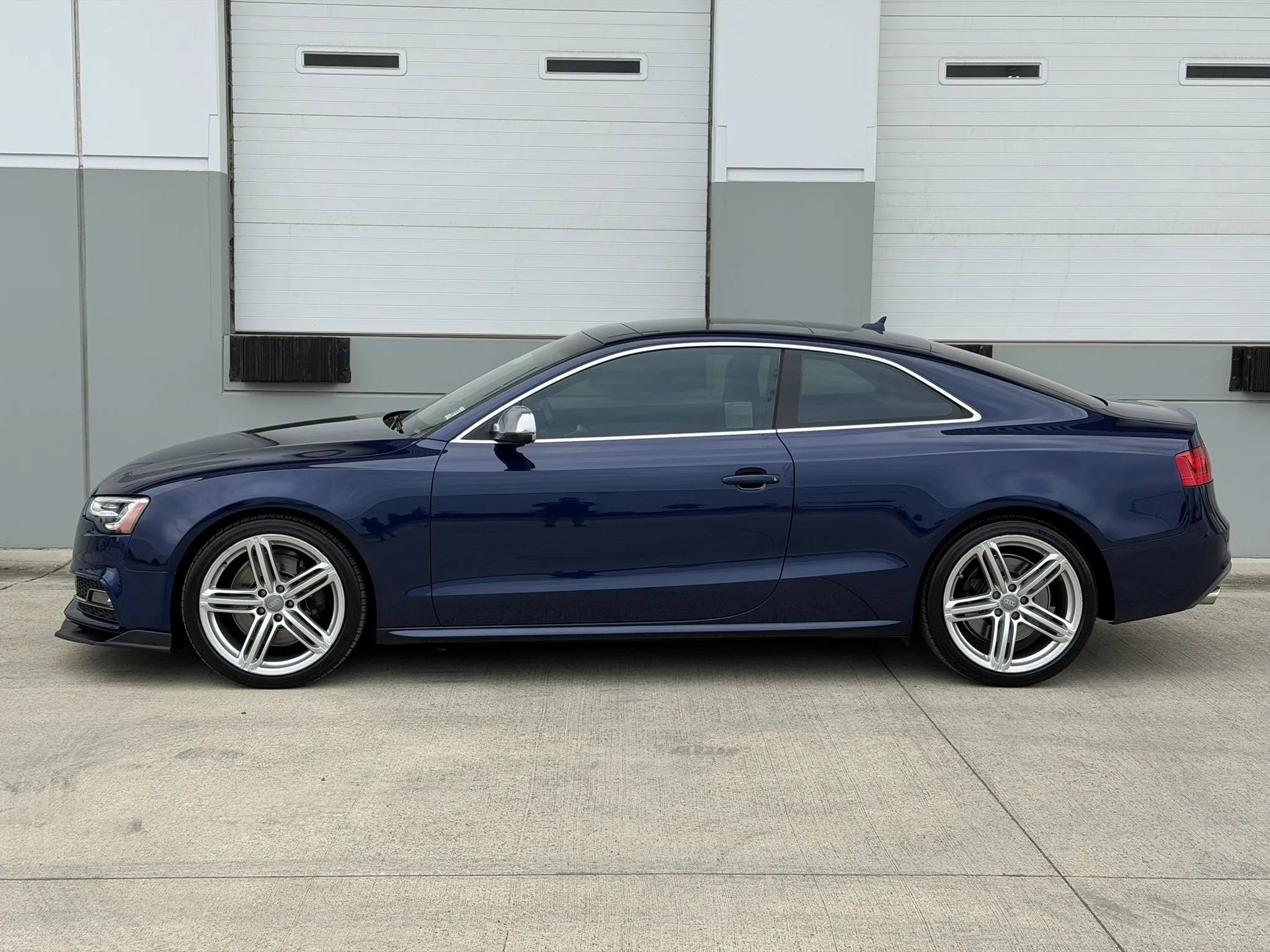 Used 2013 Audi S5 Prestige w/ Prestige Pkg AWD/4WD image 3