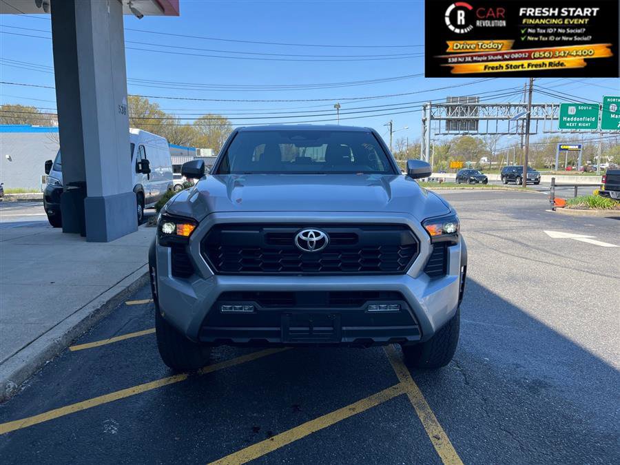 Used 2024 Toyota Tacoma TRD Off-Road AWD/4WD image 2