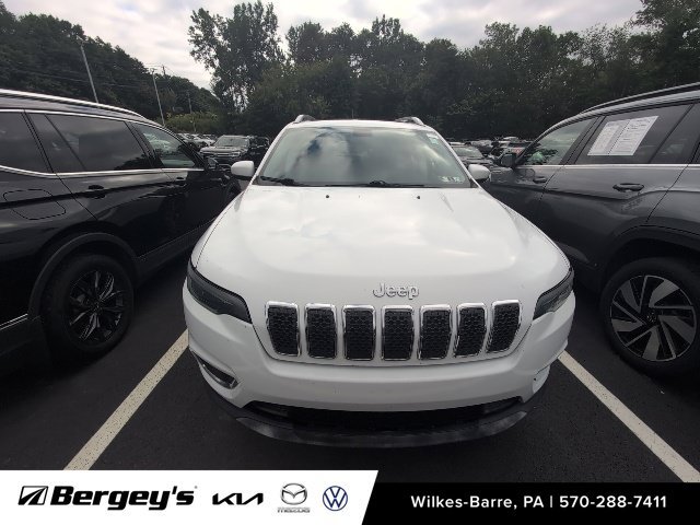 Used 2019 Jeep Cherokee Limited AWD/4WD image 2