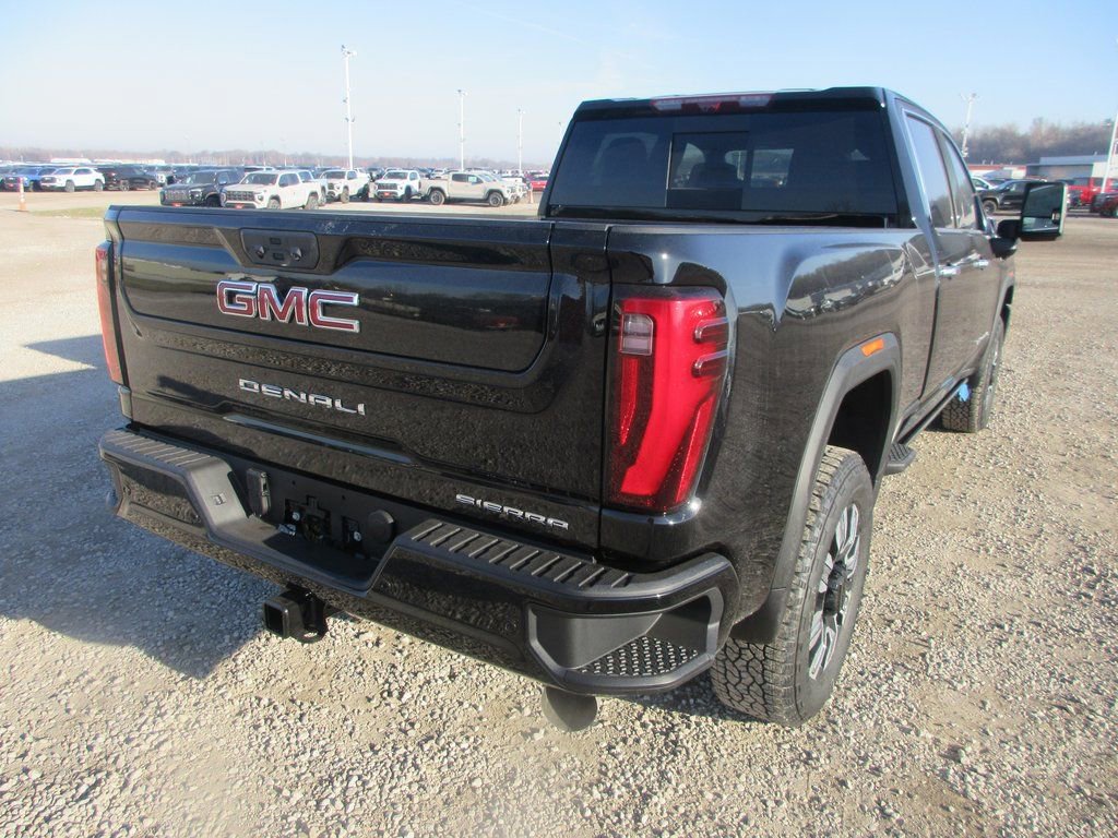 New 2026 GMC Sierra 3500 Denali w/ Denali Reserve Package image 5
