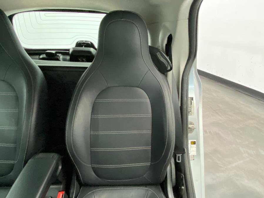 Used 2019 smart fortwo electric drive RWD image 21