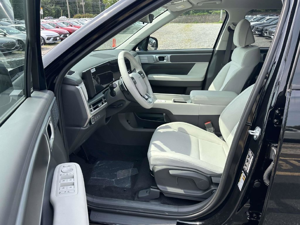 New 2026 Hyundai Santa Fe SE AWD/4WD image 15
