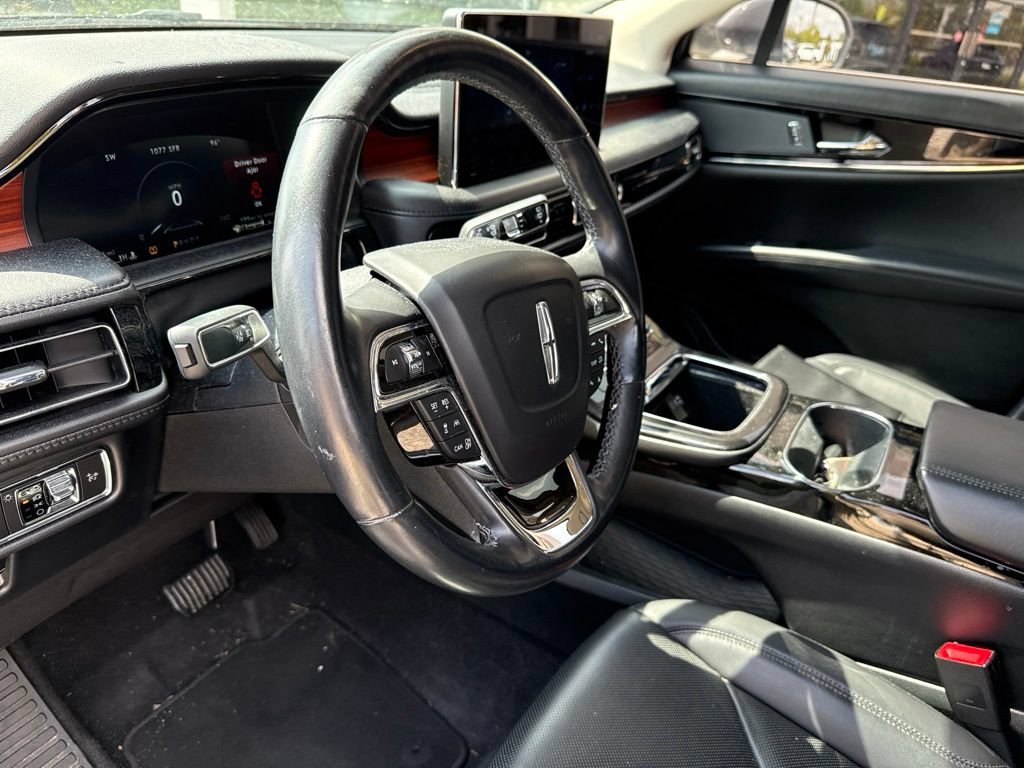 Used 2023 Lincoln Nautilus Reserve FWD image 25