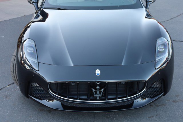 Used 2024 Maserati GranTurismo Modena image 9