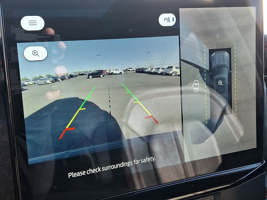 Used 2022 Ford Expedition Limited image 19