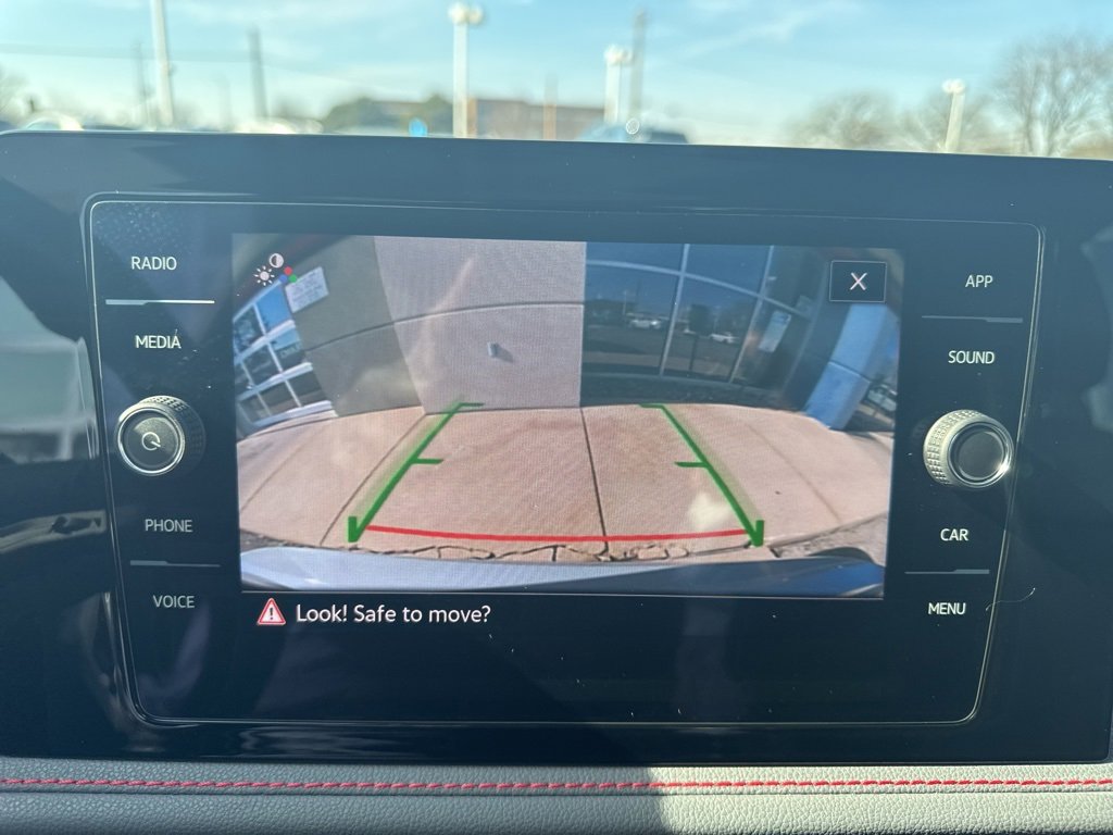 Certified 2025 Volkswagen Jetta GLI Autobahn image 11