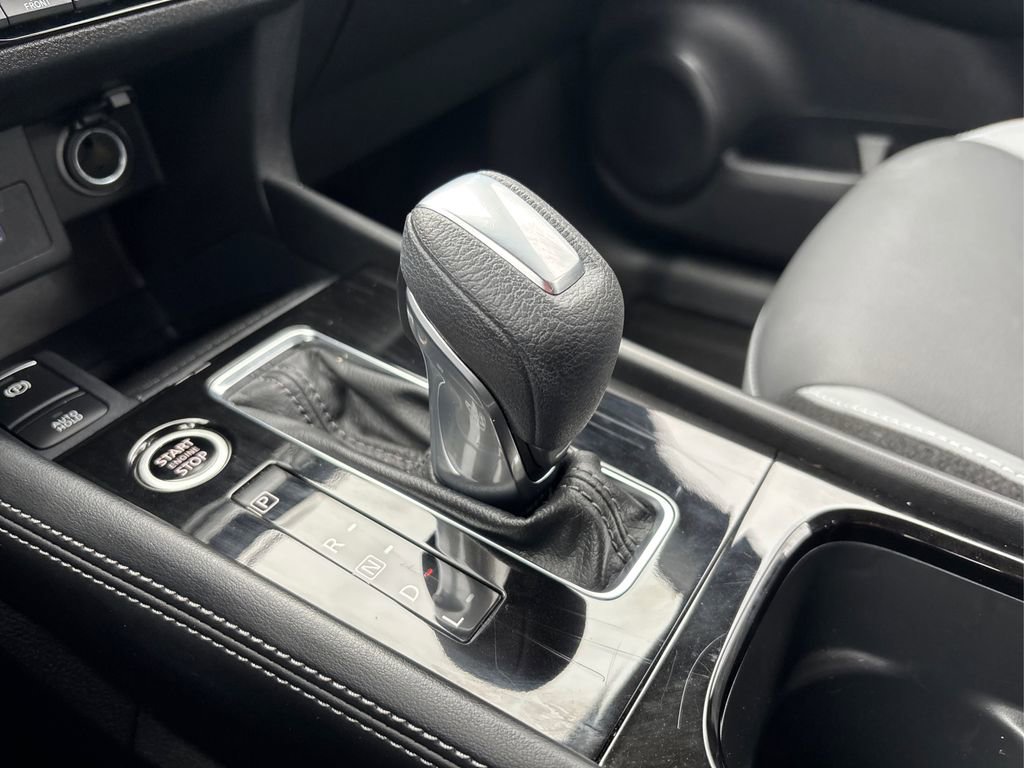 Used 2023 Nissan Kicks SR w/ SR Premium Package image 28