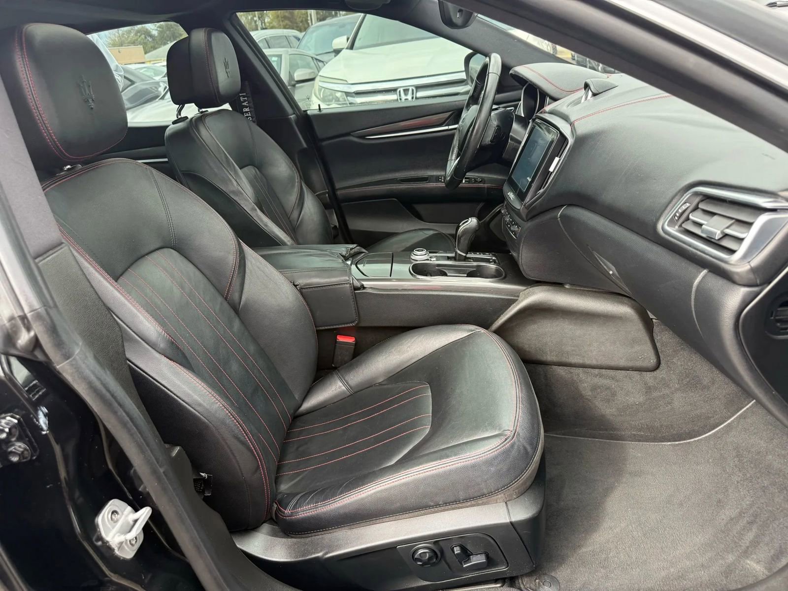 Used 2018 Maserati Ghibli image 12