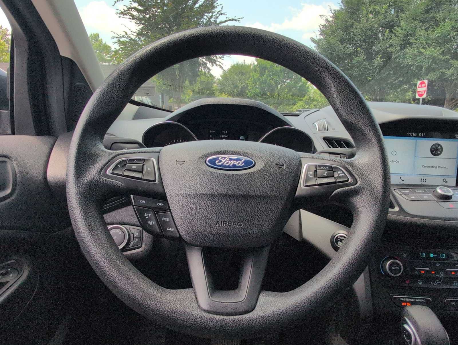 Used 2019 Ford Escape SE FWD image 21