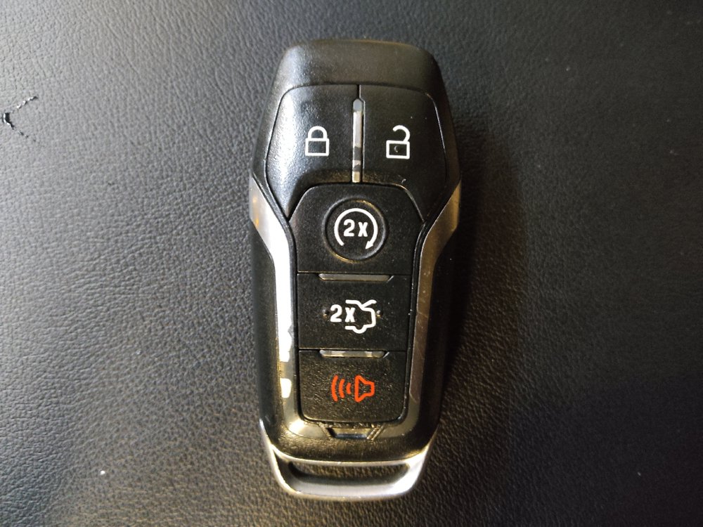 Used 2015 Ford Edge SEL w/ Equipment Group 201A FWD image 32